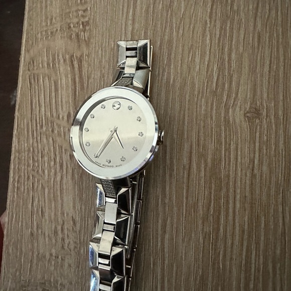 Ladies Movado Watch - Picture 2 of 7